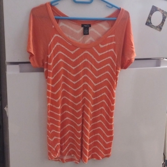 Women's Rue21 top size M - Picture 3 of 6